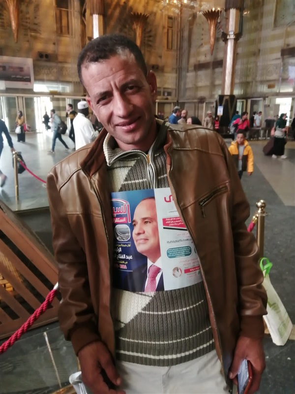 حملة السيسي استقرار وتنمية قضت 5ساعات داخل محطة مصر  المسافرون للرئيس: هنكمل معاك حلمنا