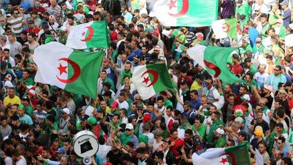 مسيرات الجزائريون