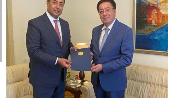 سفير كازاخستان وحسام