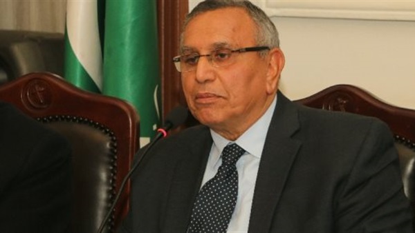 الدكتور عبد السند