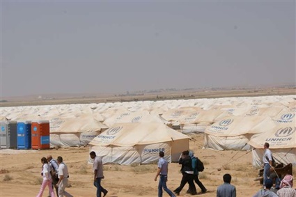 مخيمات لاجئين