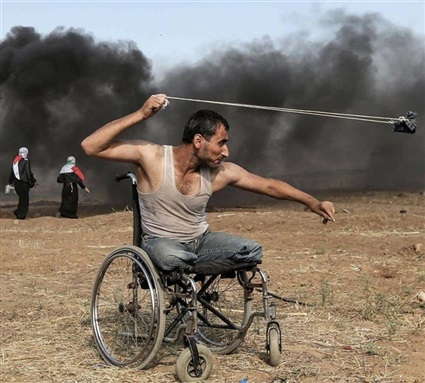 فلسطيني في الإنتفاضة