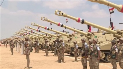 الجيش المصري يحارب